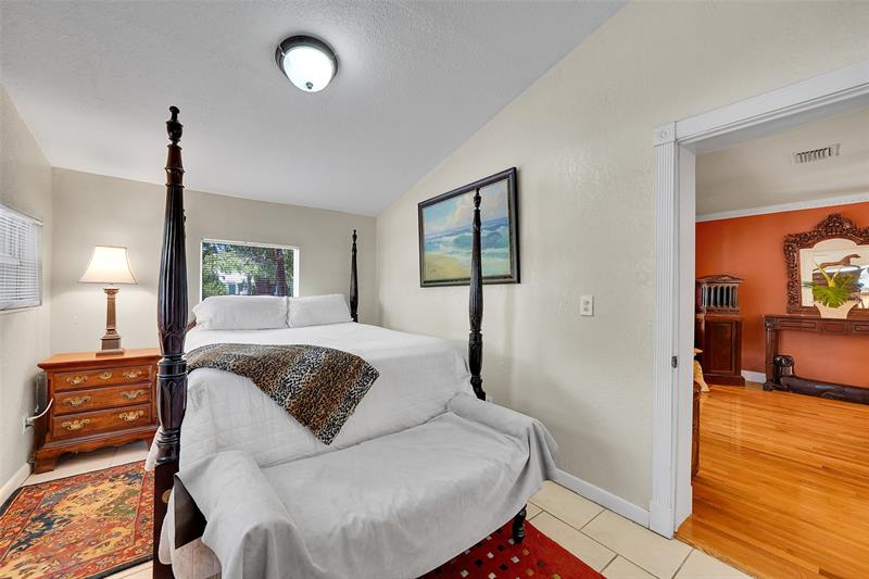 Image 15 of 97 For 1438 Fletcher St