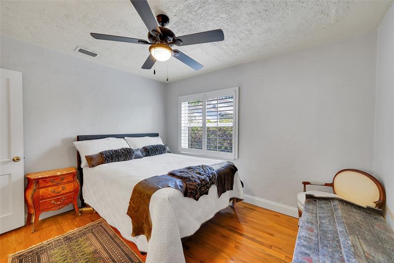 Image 39 of 97 For 1438 Fletcher St