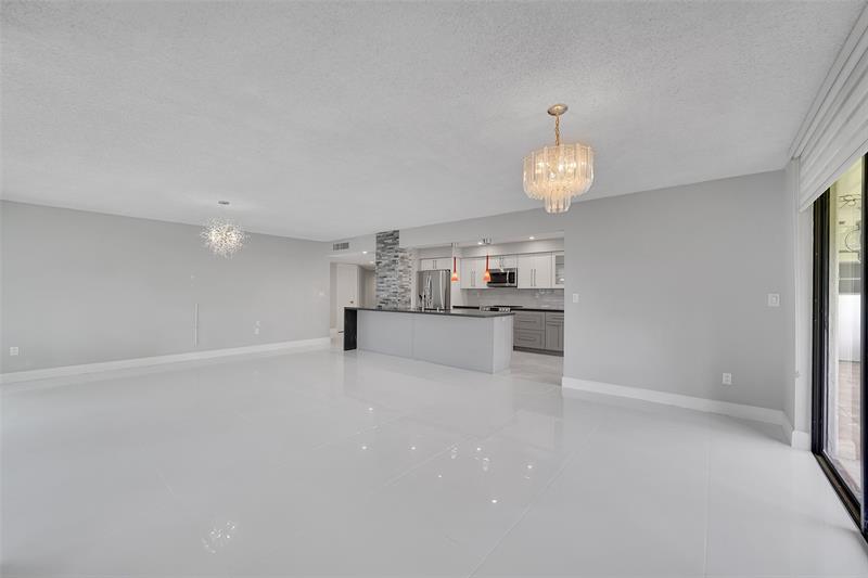 Image 15 of 42 For 1460 Sheridan St  17d