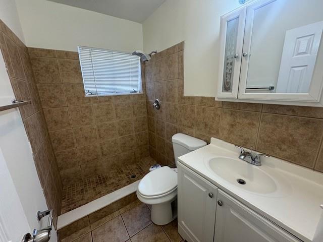 Image 10 of 11 For 1705 Moffett St  C