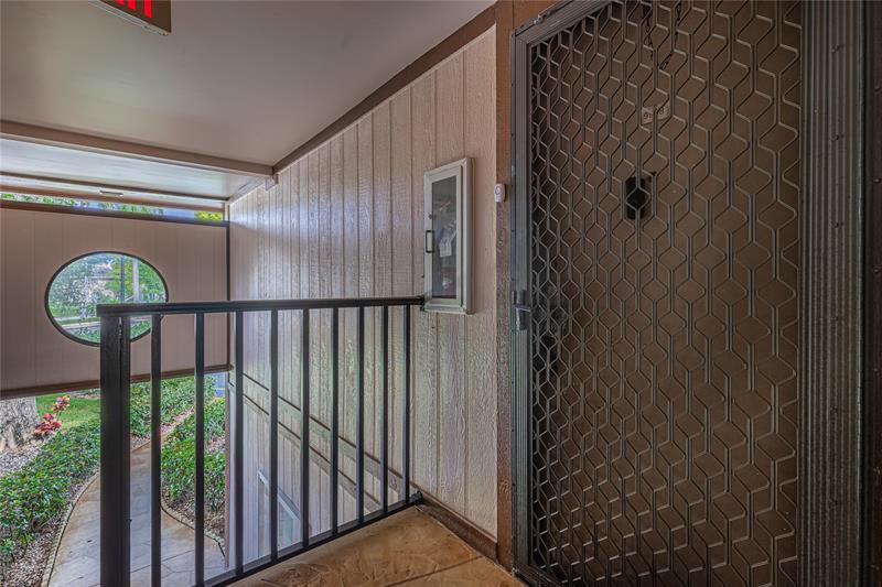 Image 25 of 29 For 9998 Belfort Cir  9998