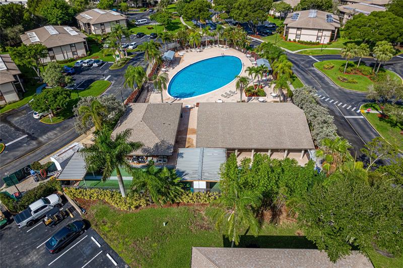 Image 28 of 29 For 9998 Belfort Cir  9998