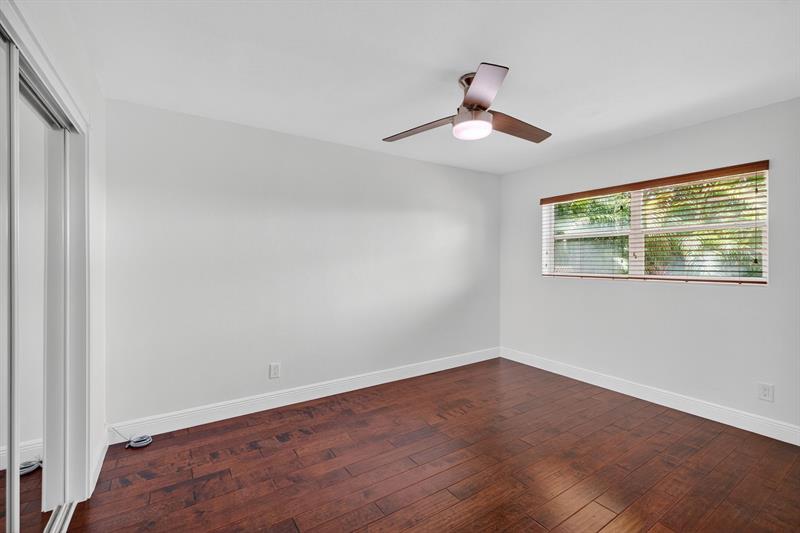 Image 15 of 64 For 2924 8th Ave