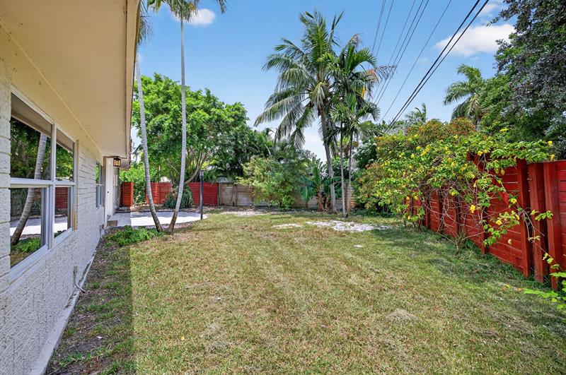 Image 18 of 64 For 2924 8th Ave