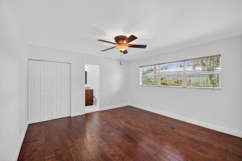 Image 9 of 64 For 2924 8th Ave