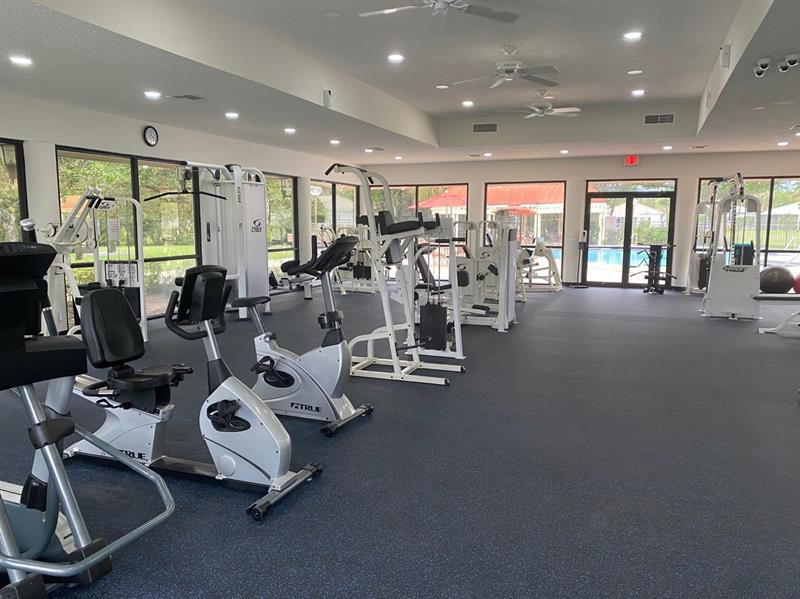 Image 37 of 38 For 18 Capitol Ct