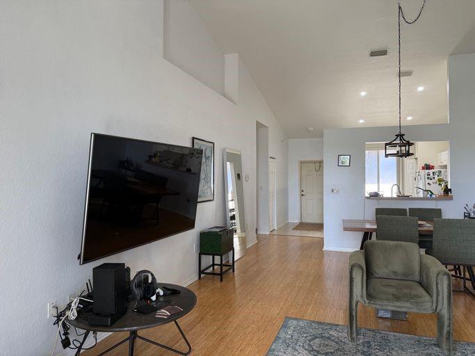 Image 15 of 40 For 2801 Aragon Blvd