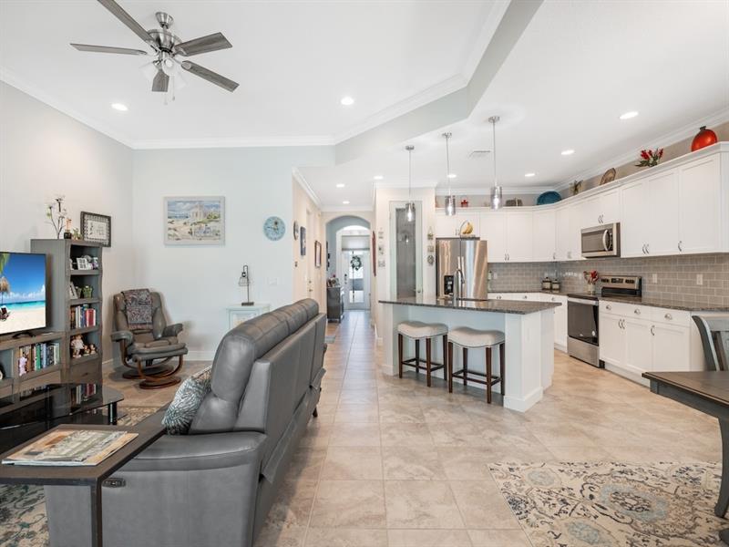 Image 10 of 45 For 2557 Bella Vista Cir