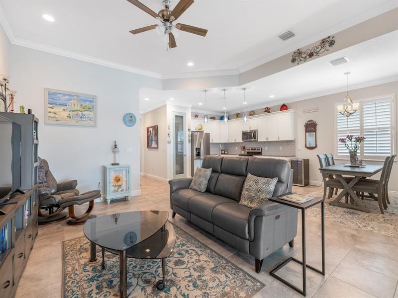 Image 11 of 45 For 2557 Bella Vista Cir