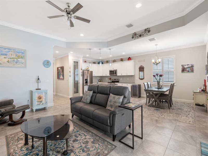 Image 12 of 45 For 2557 Bella Vista Cir