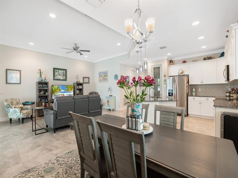 Image 14 of 45 For 2557 Bella Vista Cir