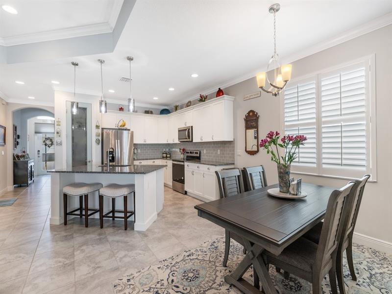 Image 16 of 45 For 2557 Bella Vista Cir