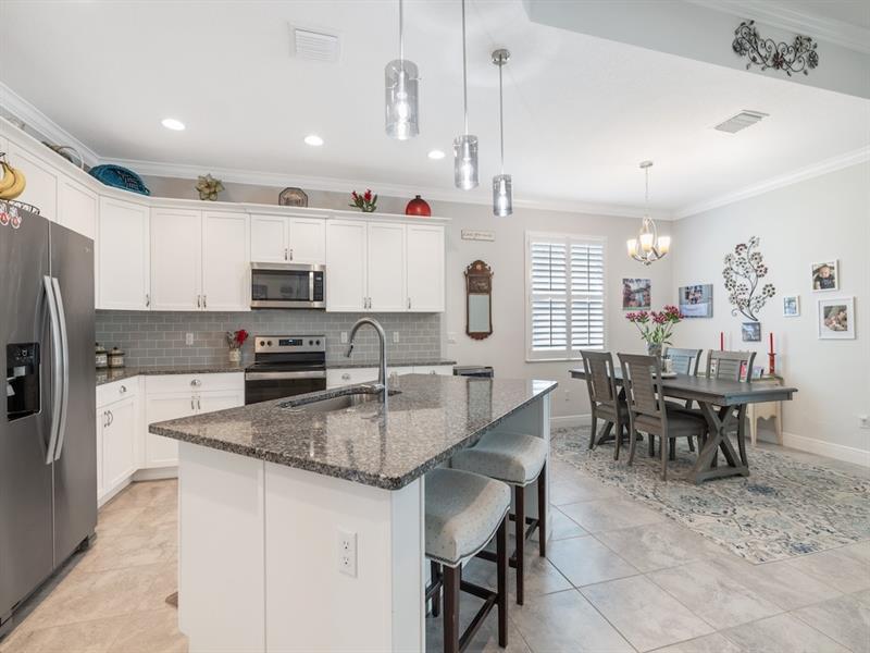 Image 21 of 45 For 2557 Bella Vista Cir