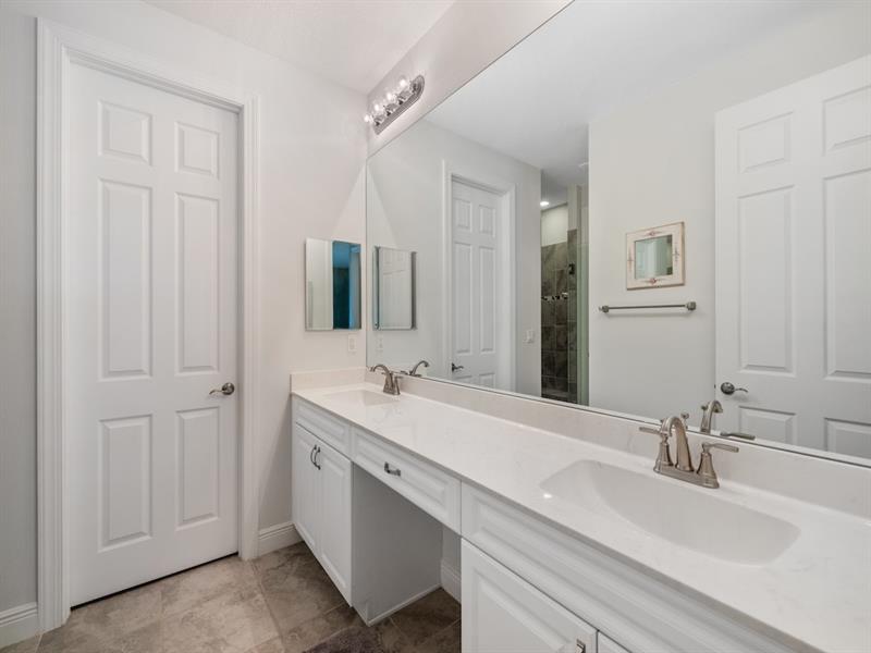 Image 27 of 45 For 2557 Bella Vista Cir