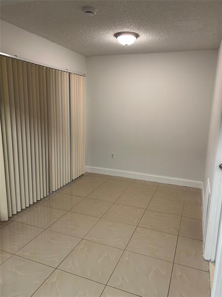 Image 11 of 21 For 11610 33rd St