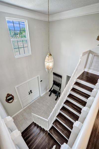 Image 36 of 81 For 10582 Grove Pl