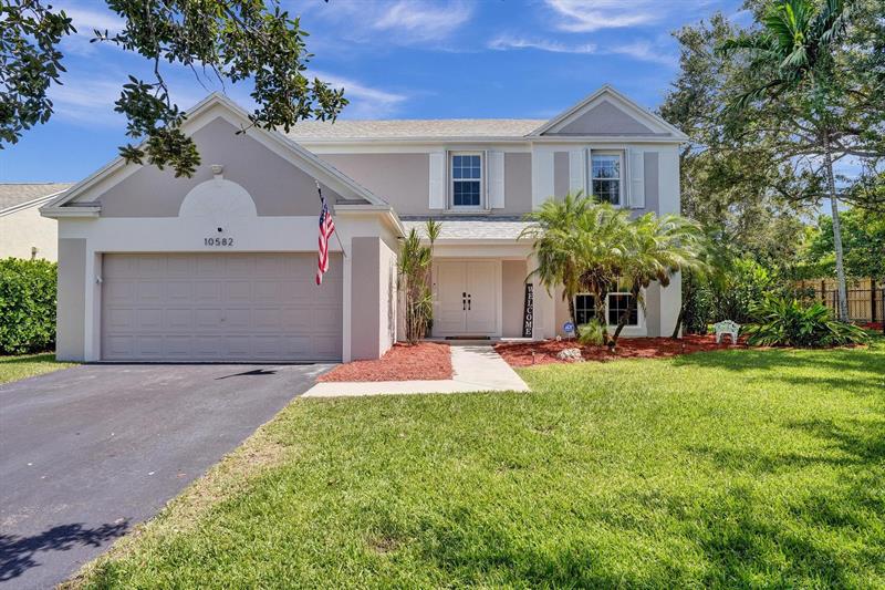 Image 4 of 81 For 10582 Grove Pl