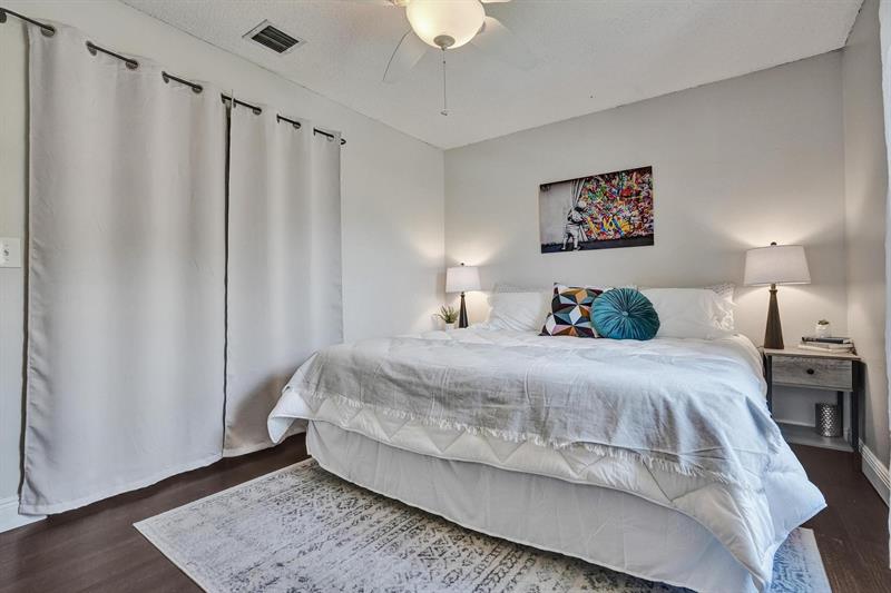 Image 43 of 81 For 10582 Grove Pl