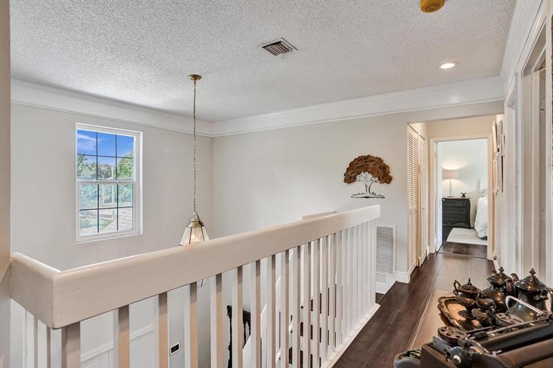 Image 48 of 81 For 10582 Grove Pl