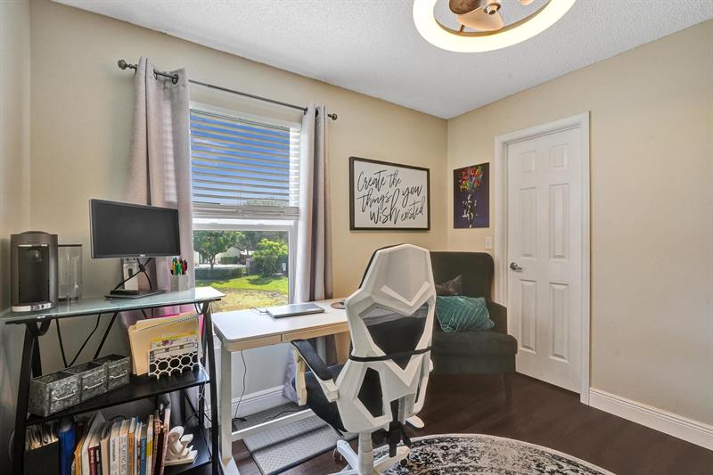 Image 60 of 81 For 10582 Grove Pl