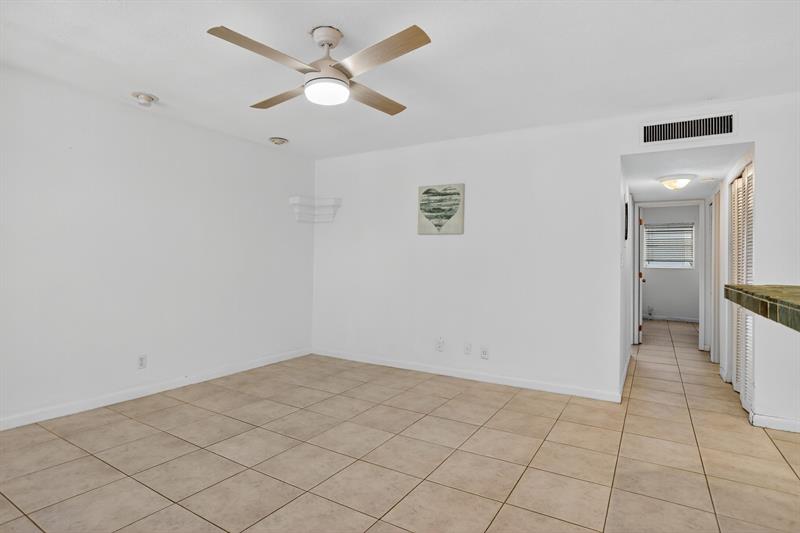 Image 14 of 41 For 2870 14th Street Cswy  104c