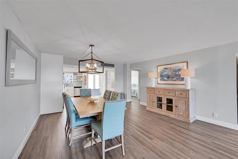 Image 11 of 36 For 328 Ocean Blvd  Ph 2