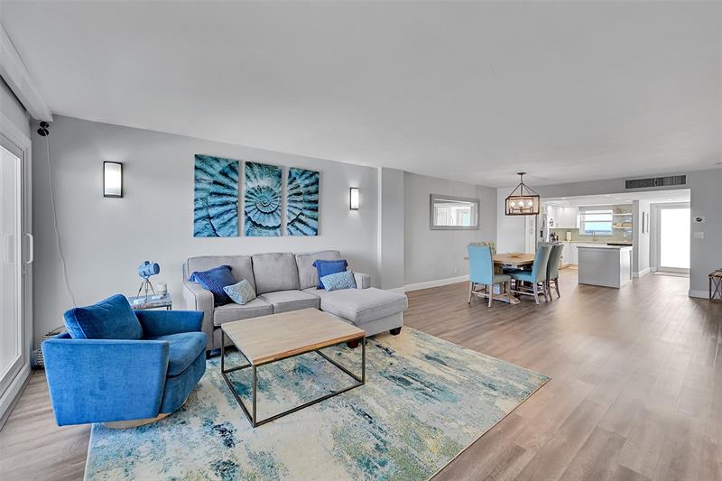 Image 14 of 36 For 328 Ocean Blvd  Ph 2