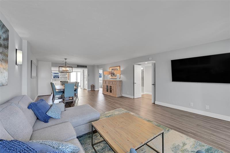 Image 15 of 36 For 328 Ocean Blvd  Ph 2