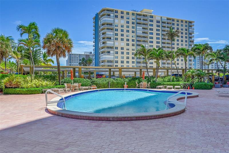 Image 33 of 36 For 328 Ocean Blvd  Ph 2