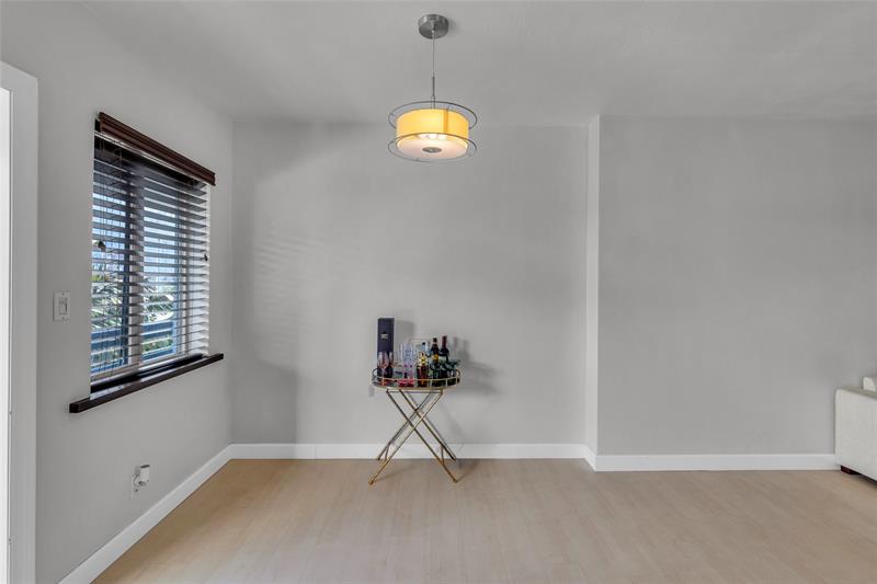 Image 14 of 33 For 1535 15th St  305
