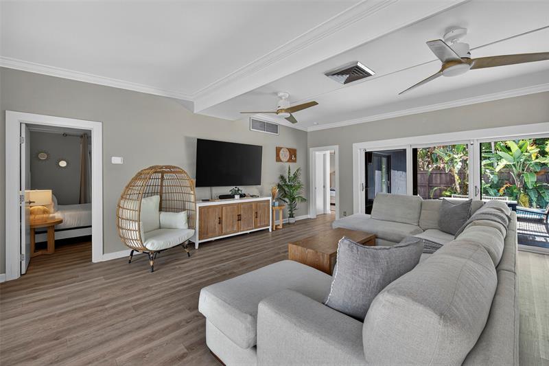 Image 13 of 80 For 2112 Manatee Drive