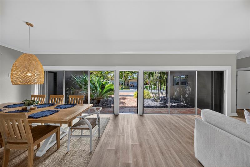 Image 15 of 80 For 2112 Manatee Drive