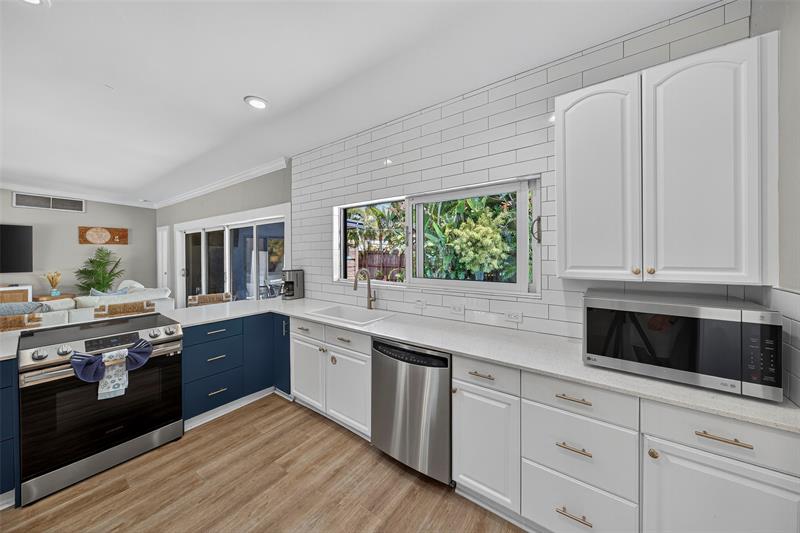 Image 30 of 80 For 2112 Manatee Drive