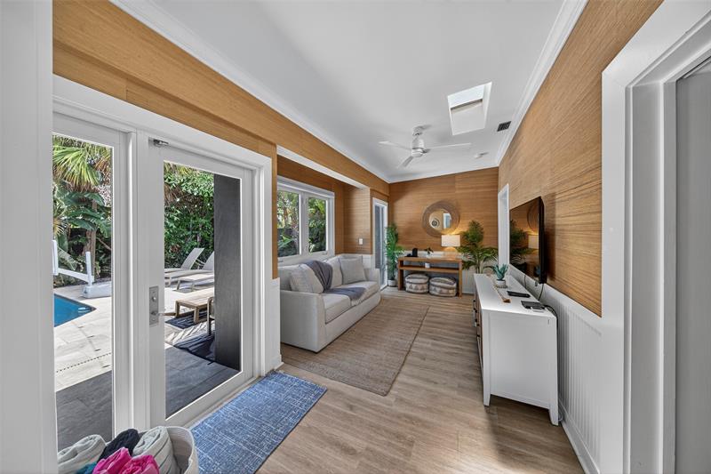 Image 38 of 80 For 2112 Manatee Drive