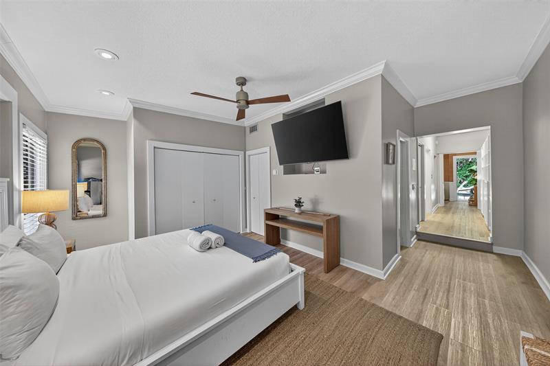 Image 43 of 80 For 2112 Manatee Drive