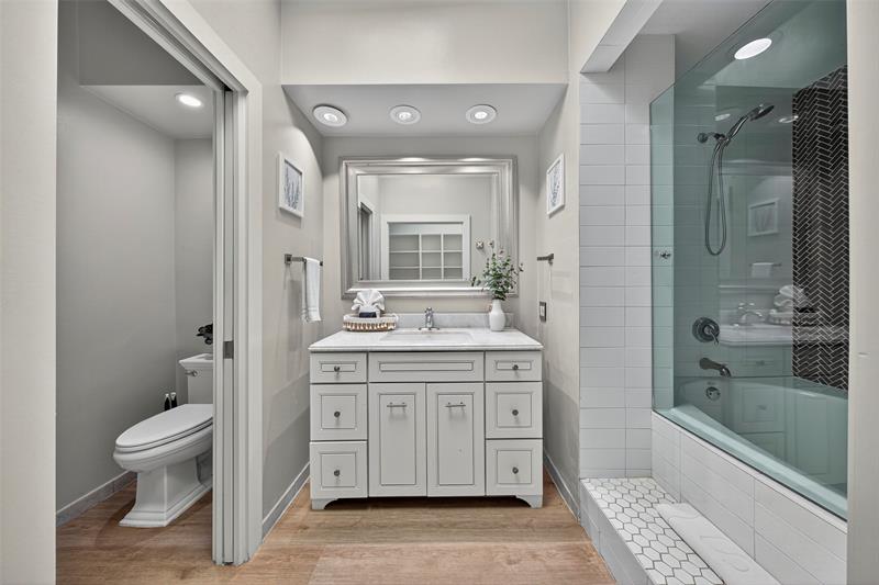 Image 56 of 80 For 2112 Manatee Drive