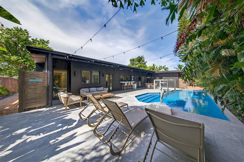 Image 66 of 80 For 2112 Manatee Drive