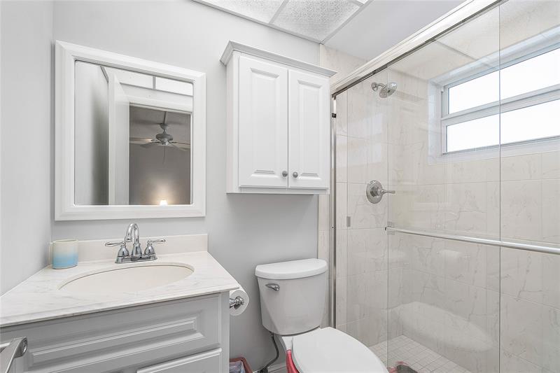 Image 16 of 49 For 6000 Ocean Blvd  4f