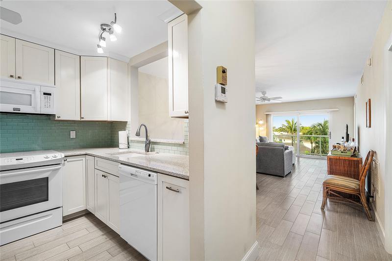 Image 6 of 49 For 6000 Ocean Blvd  4f