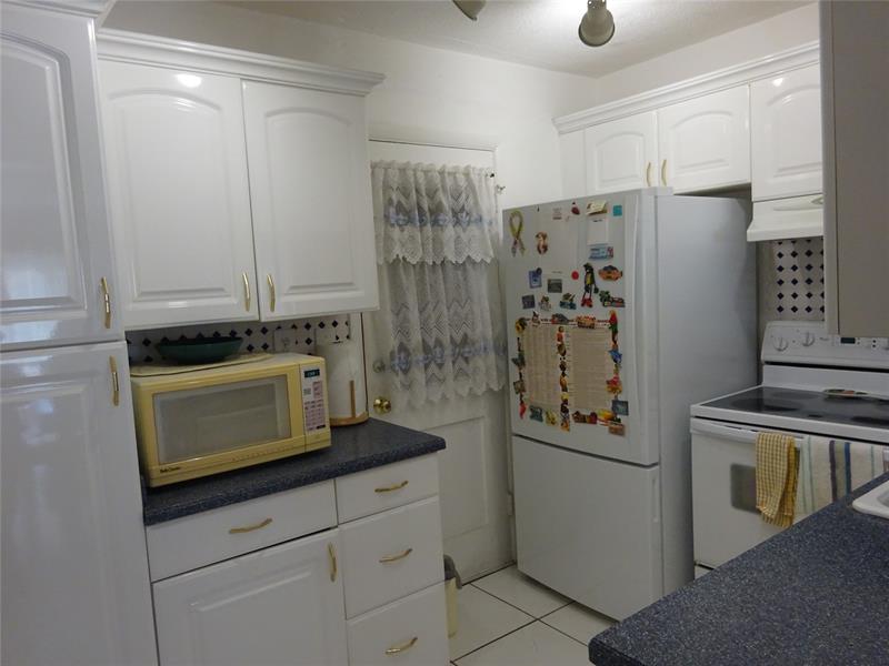 Image 5 of 18 For 16750 14th Ave  312