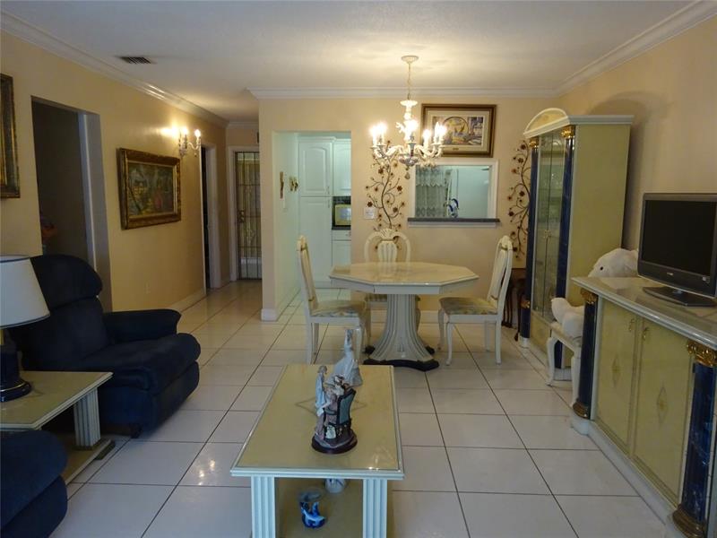 Image 7 of 18 For 16750 14th Ave  312