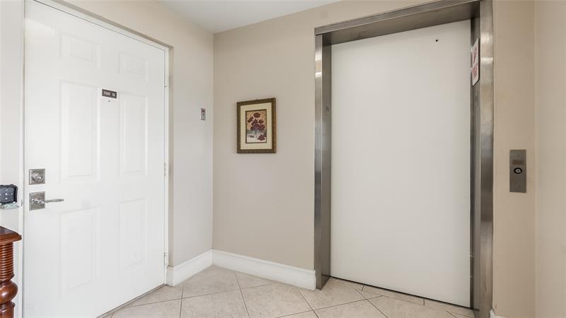 Image 11 of 62 For 4116 Palm Aire Dr  166b