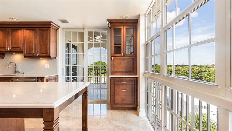 Image 28 of 62 For 4116 Palm Aire Dr  166b
