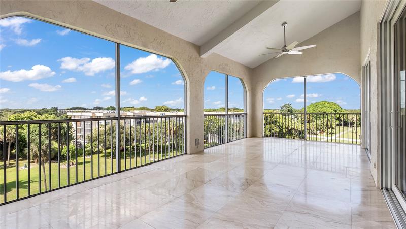 Image 32 of 62 For 4116 Palm Aire Dr  166b