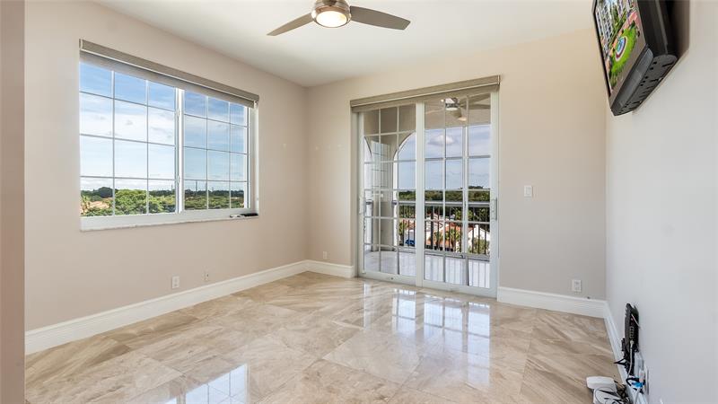 Image 44 of 62 For 4116 Palm Aire Dr  166b