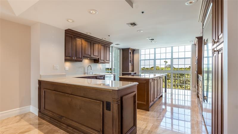 Image 7 of 62 For 4116 Palm Aire Dr  166b