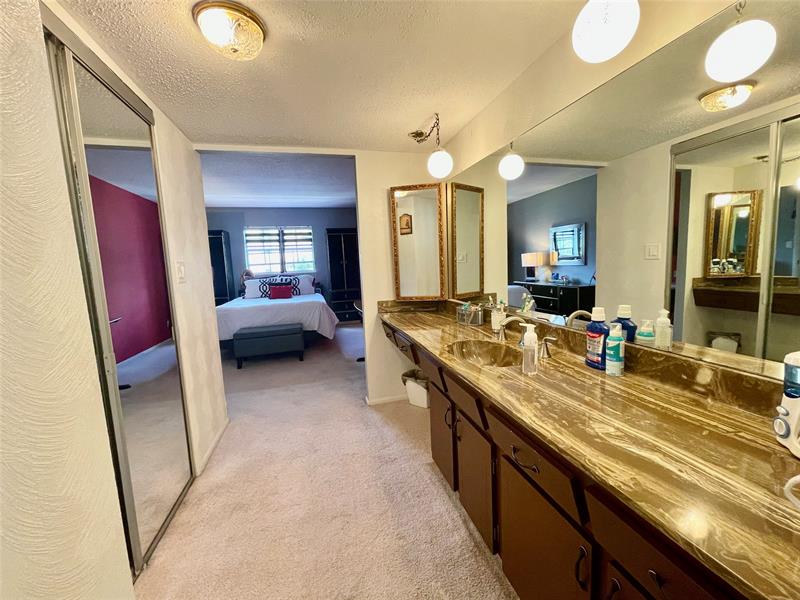 Image 17 of 32 For 4140 44th Ave  211