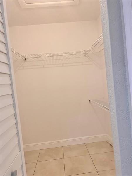 Image 8 of 10 For 22435 61st Way  221