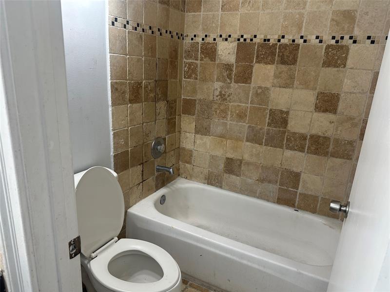 Image 15 of 19 For 3263 44th St  6