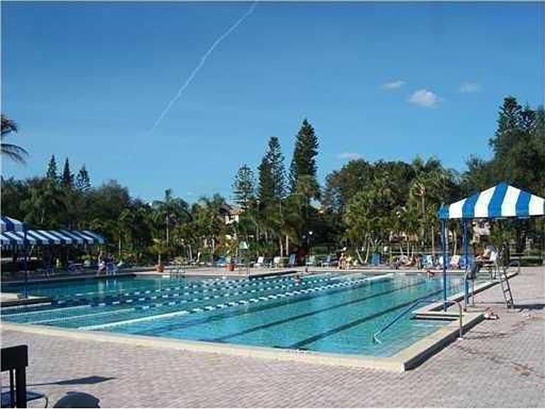 Image 23 of 30 For 3561 35th St  1622